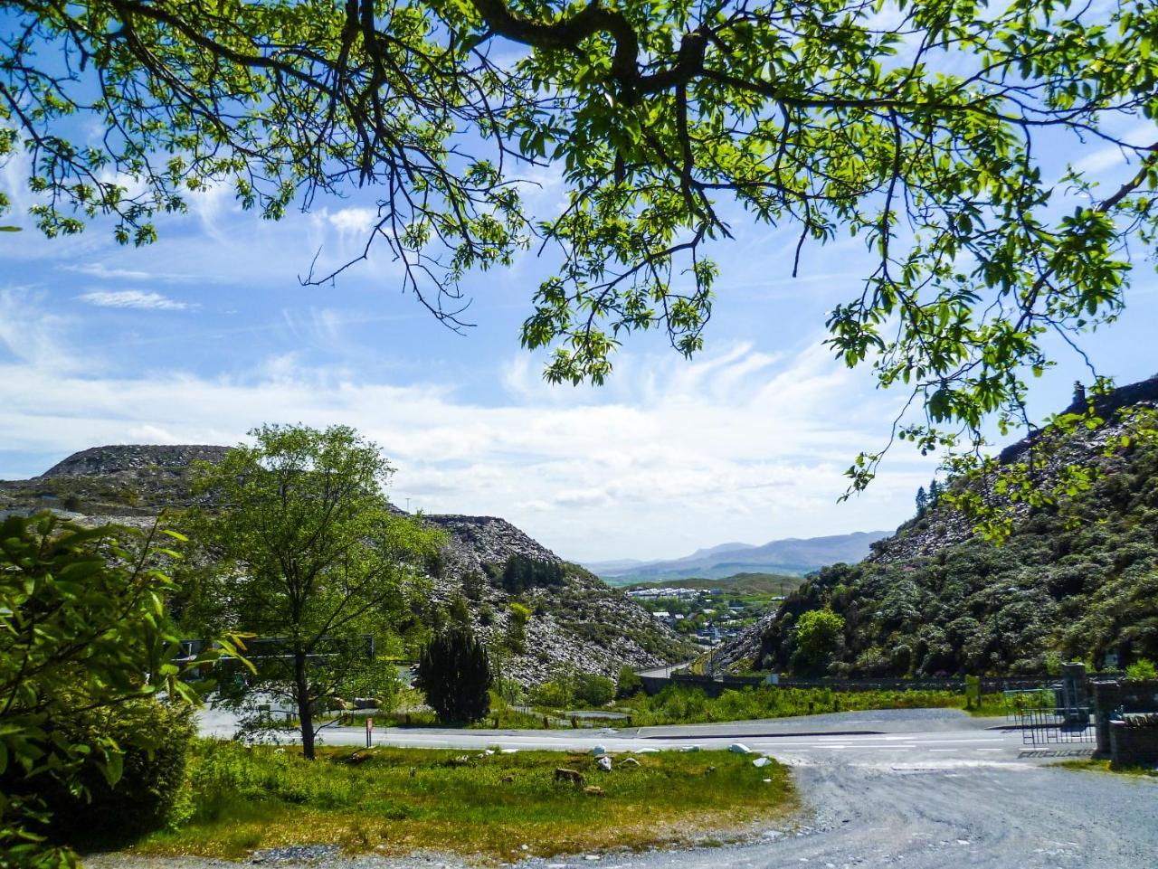 Stiniog Lodge Blaenau Ffestiniog Exteriör bild